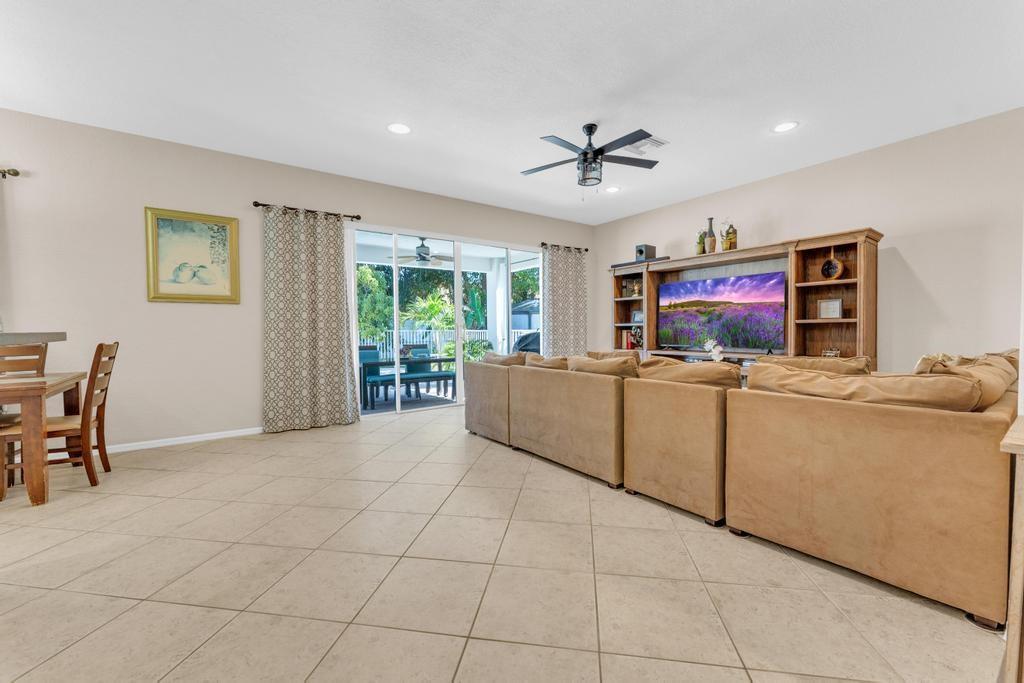SILVER LAKES PHASE III - Residential