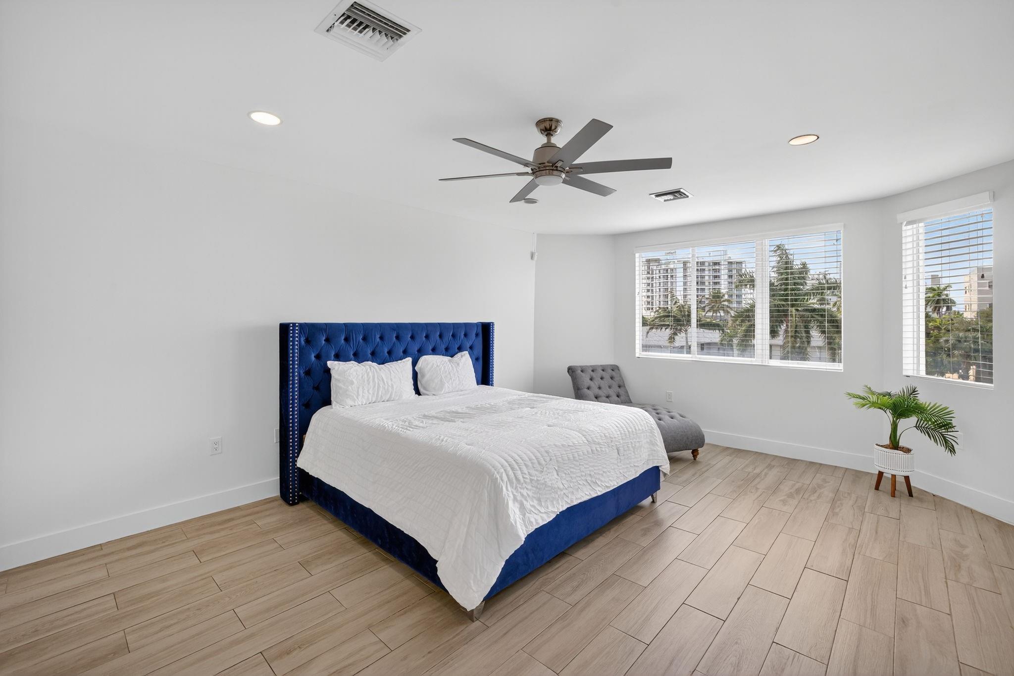 Marbella Townhomes - Residential