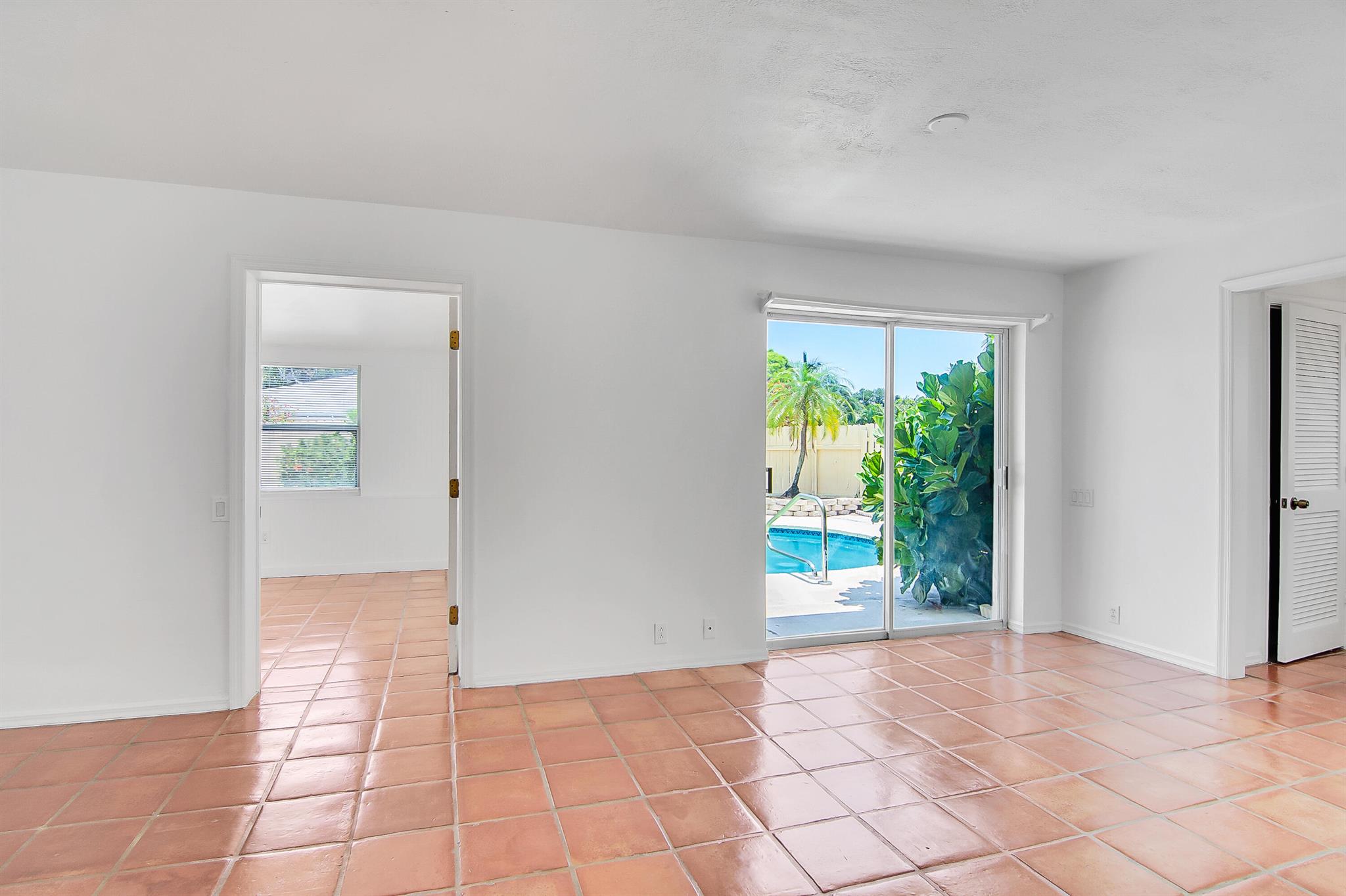 JUPITER IN THE PINES SEC - Residential
