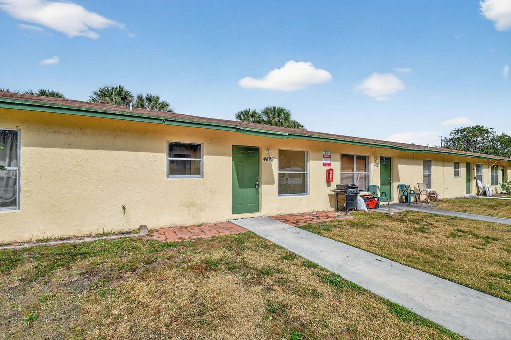 Photo of 4825 Serafica Drive, Lake Worth, FL 33461 (MLS # R11163476)