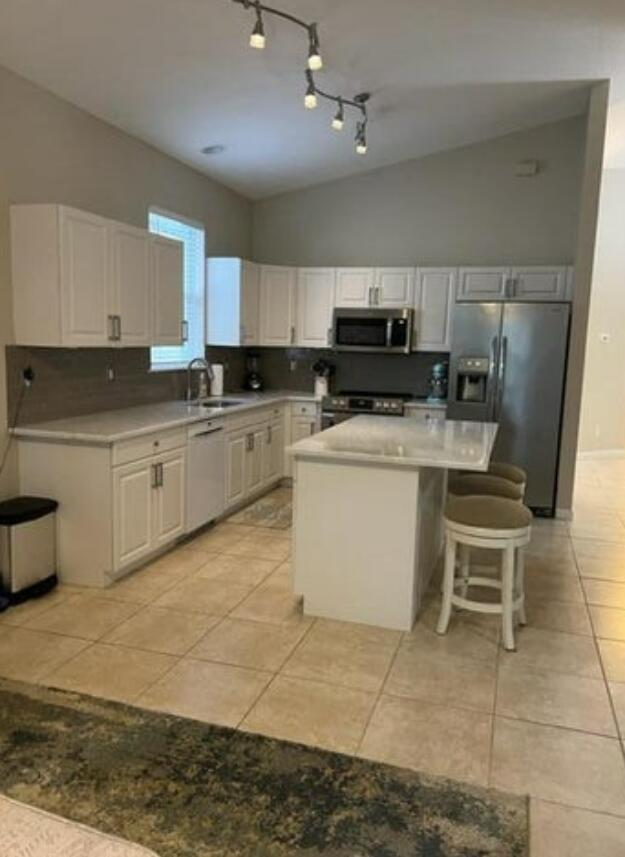 WILLOUGHBY (AKA WILLOUGHB - Residential Lease
