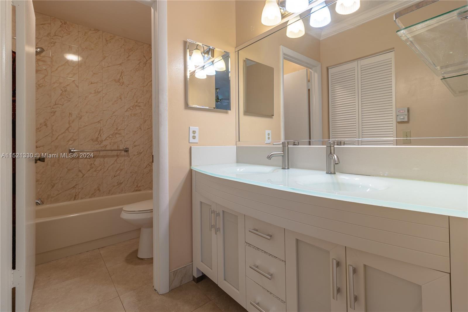 Wedgewood Condo - Residential