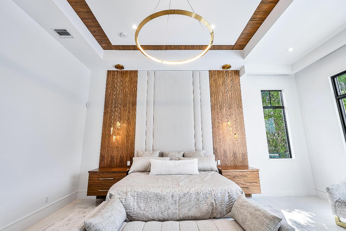 Admirals Cove - Residential