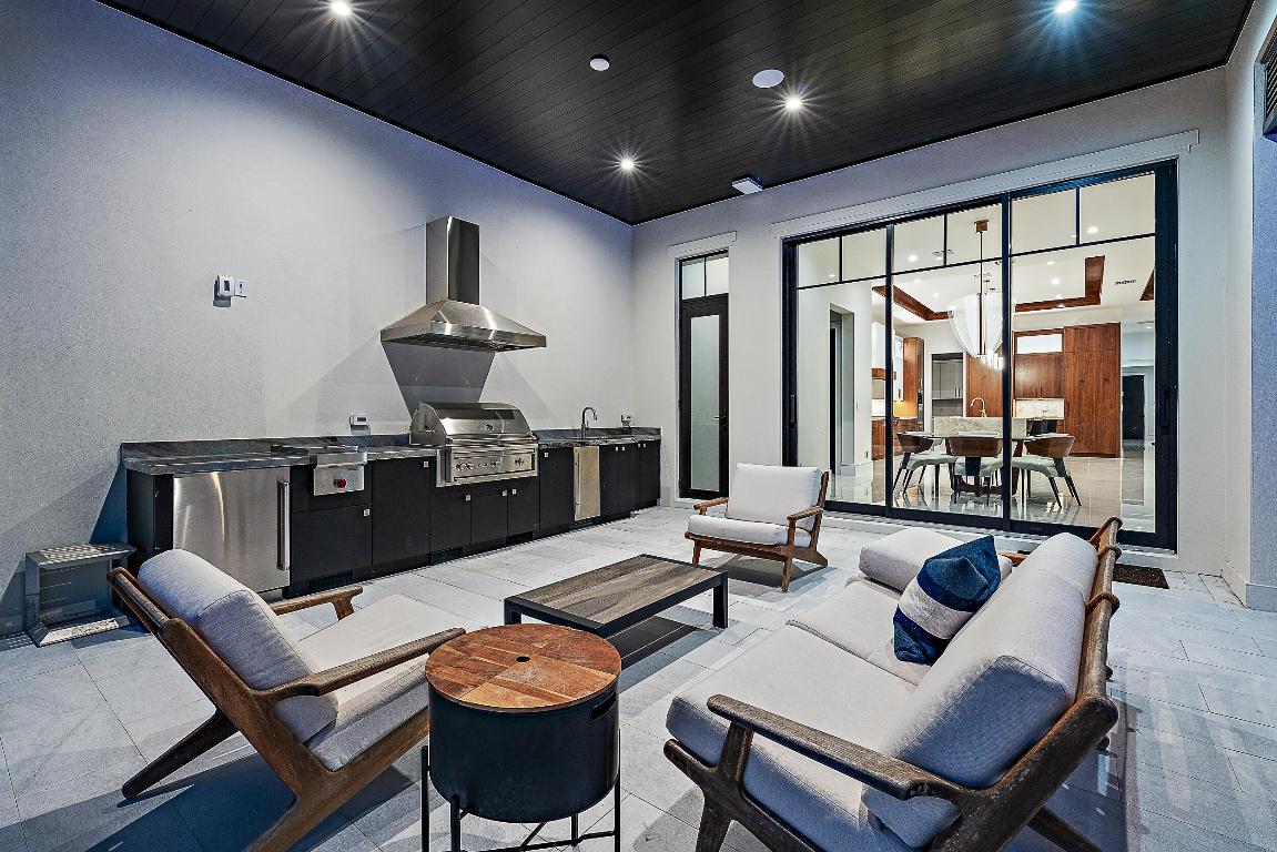 Admirals Cove - Residential