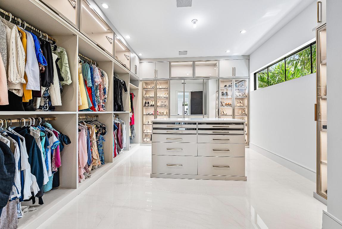 Admirals Cove - Residential