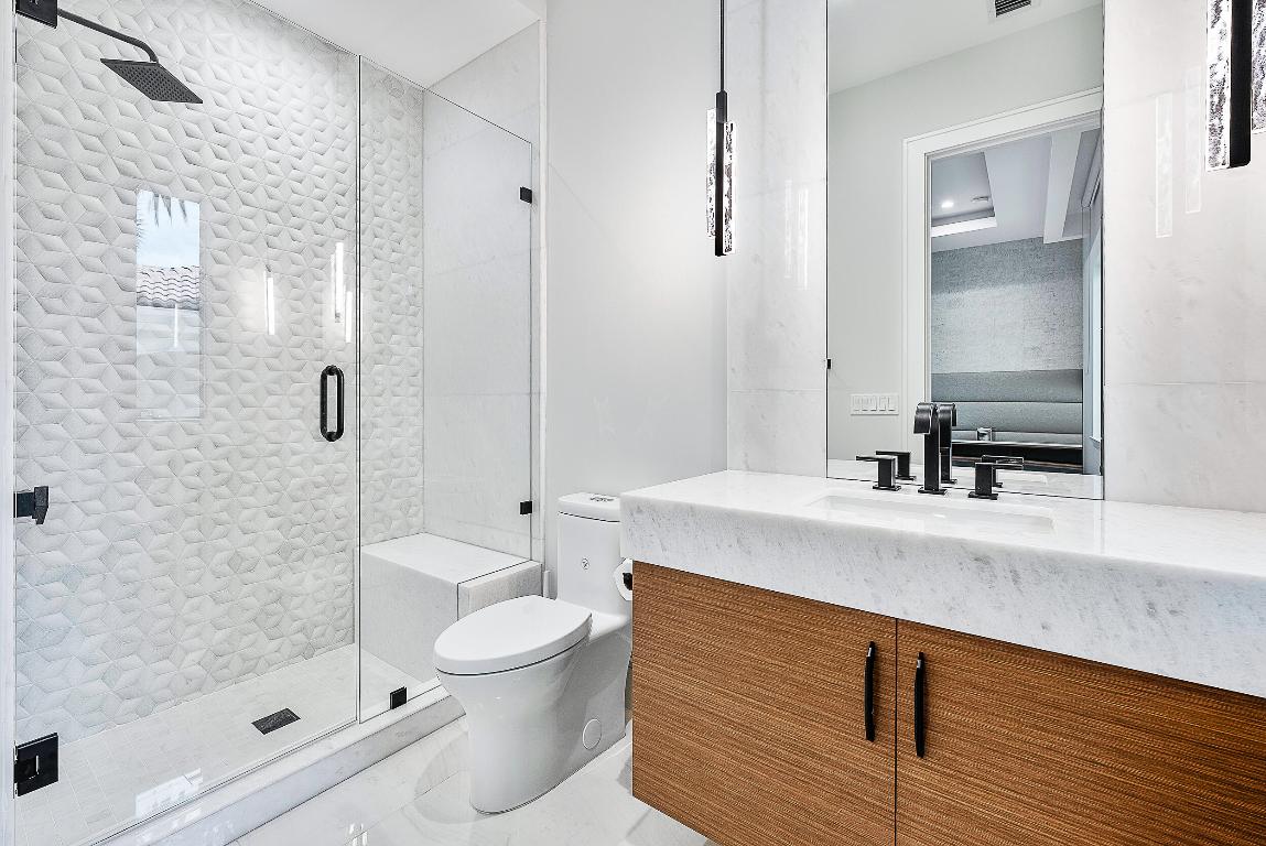 Admirals Cove - Residential