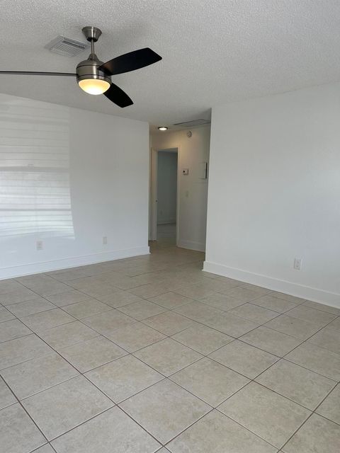 4667 Cambridge Street Lake Worth FL 33463