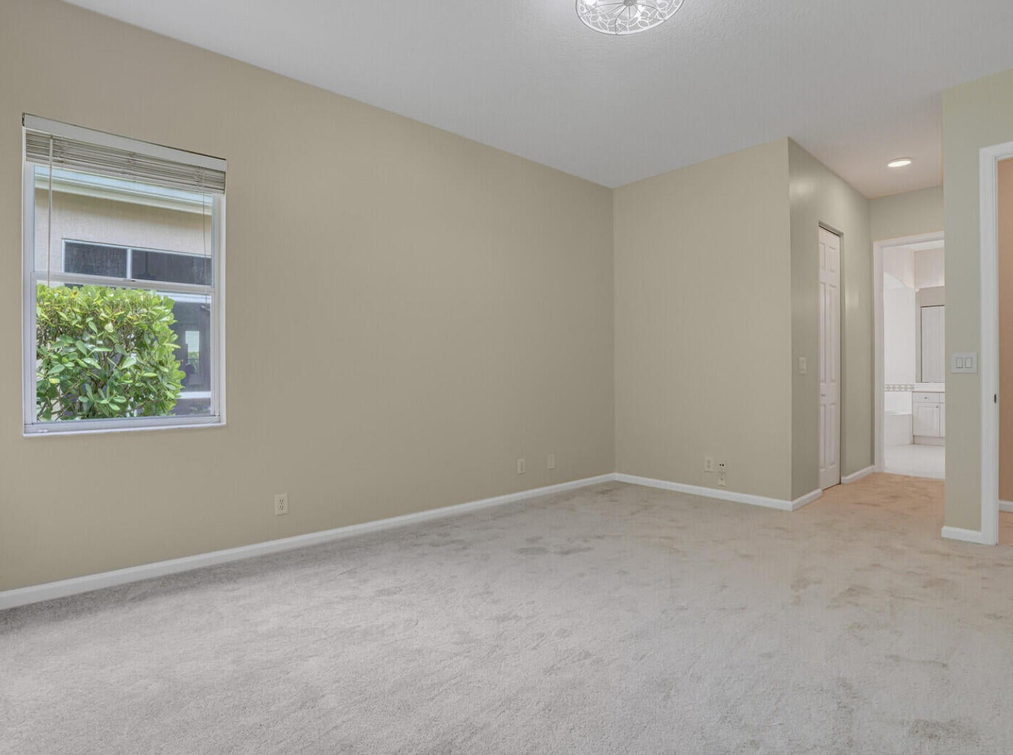 HIGHLAND GLEN - Residential Lease