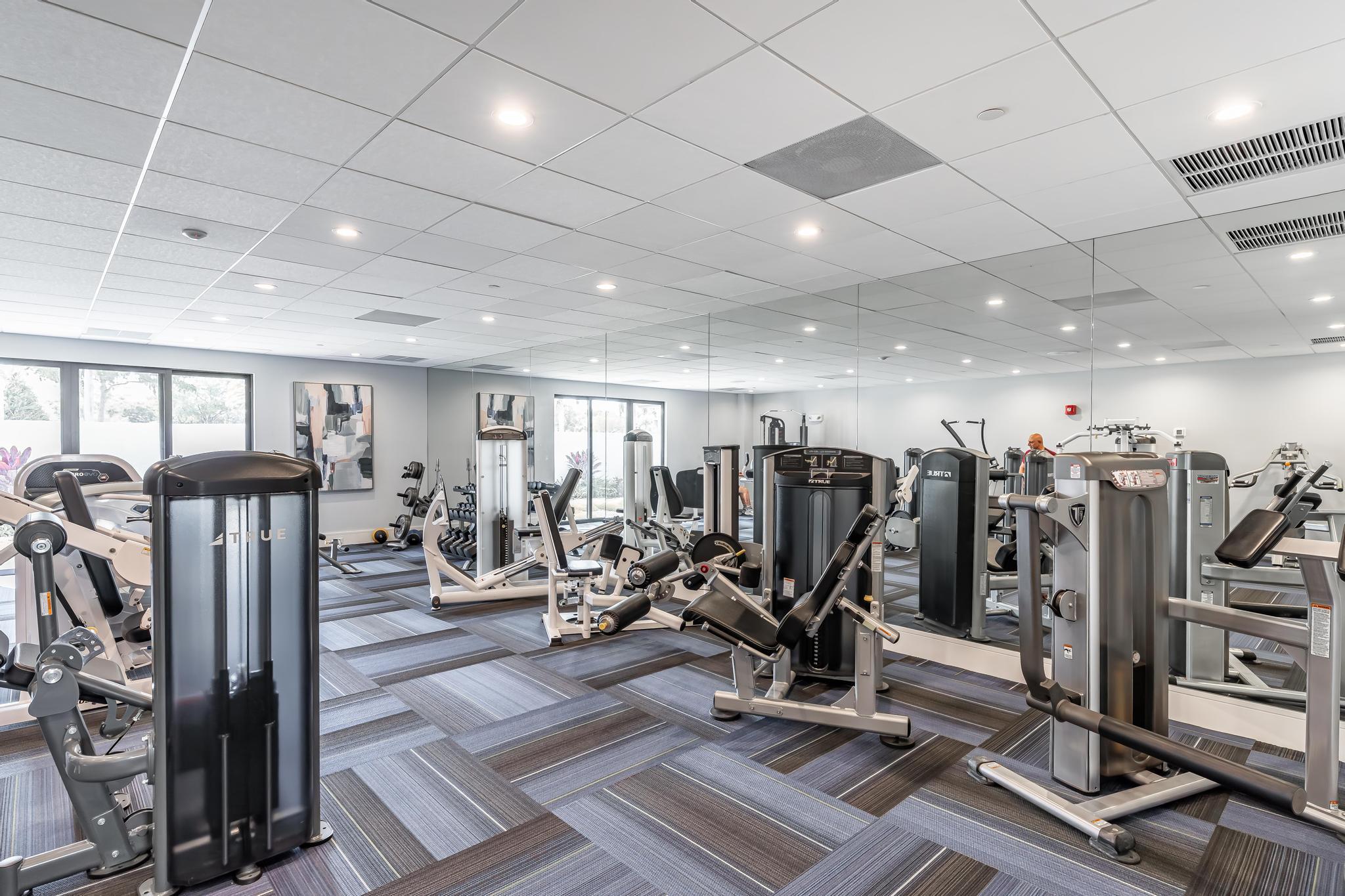 HUNTINGTON LAKES - Residential