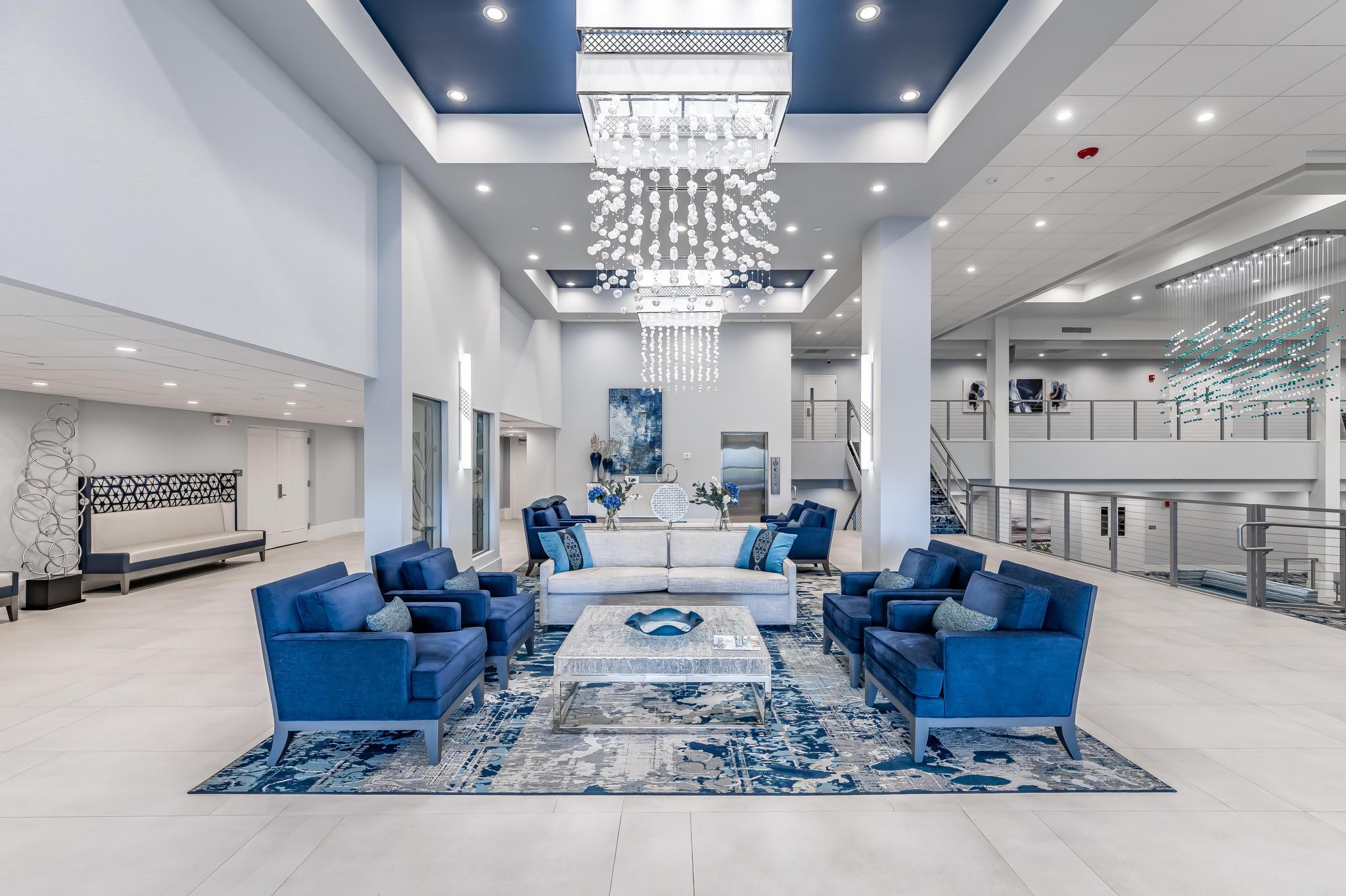 HUNTINGTON LAKES - Residential