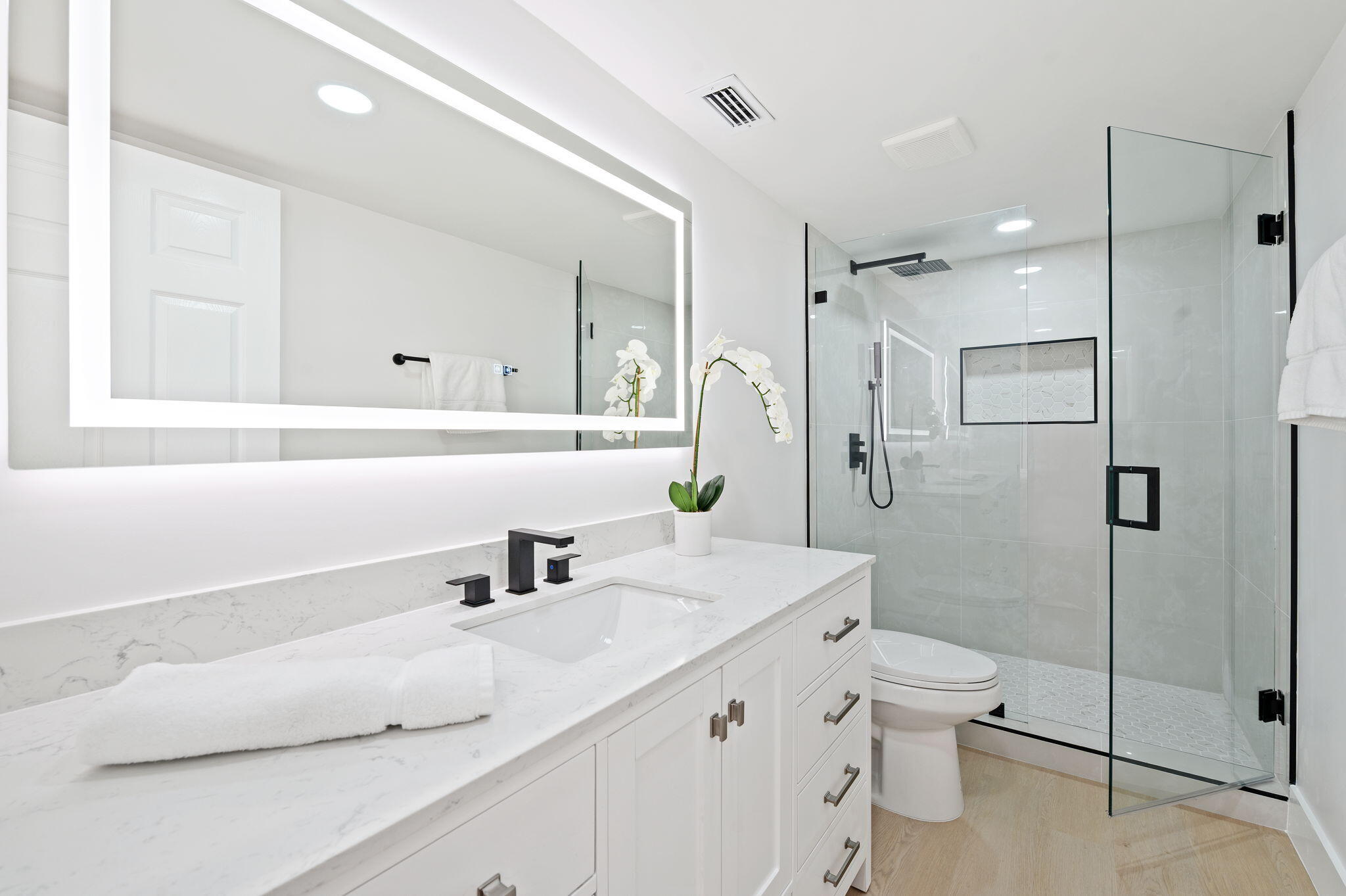 HUNTINGTON LAKES - Residential