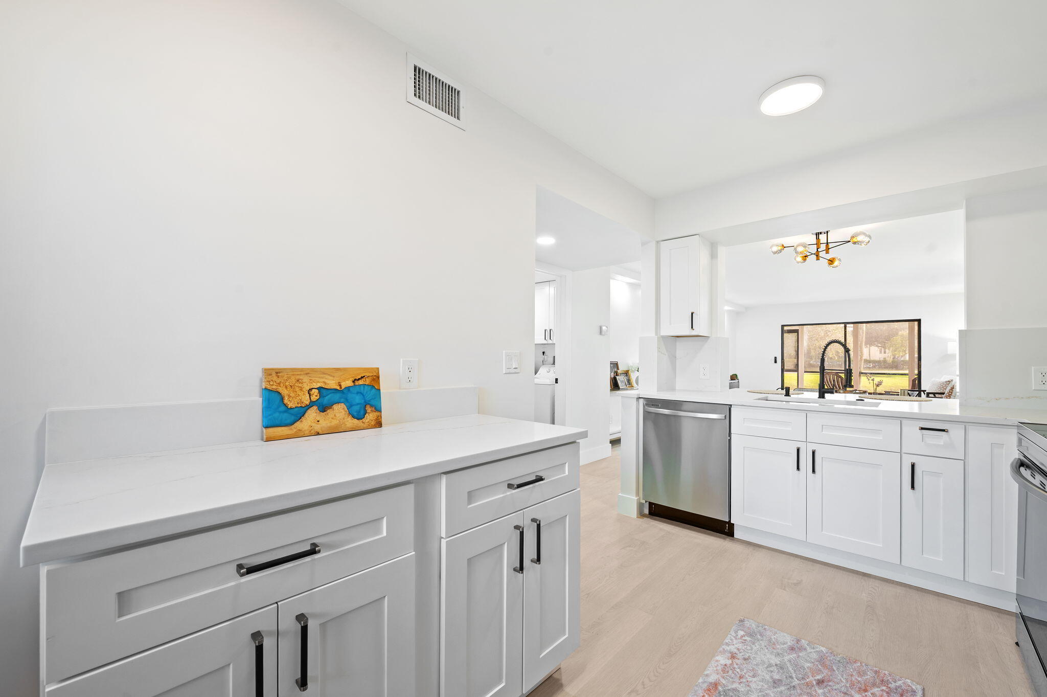 HUNTINGTON LAKES - Residential