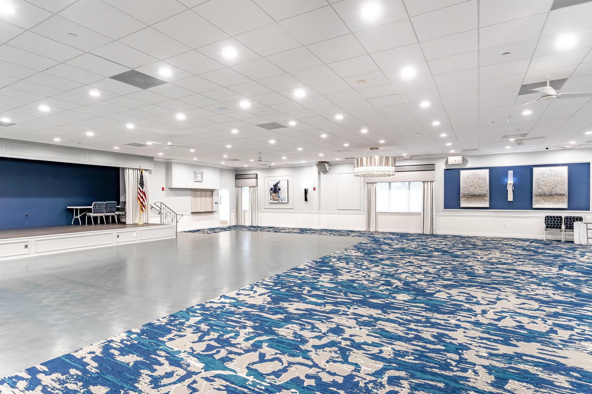 HUNTINGTON LAKES - Residential