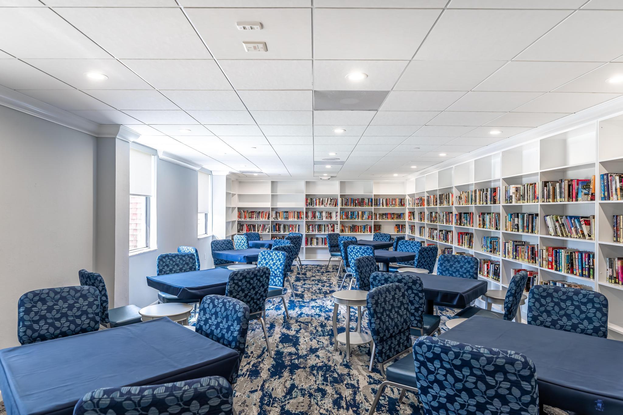 HUNTINGTON LAKES - Residential