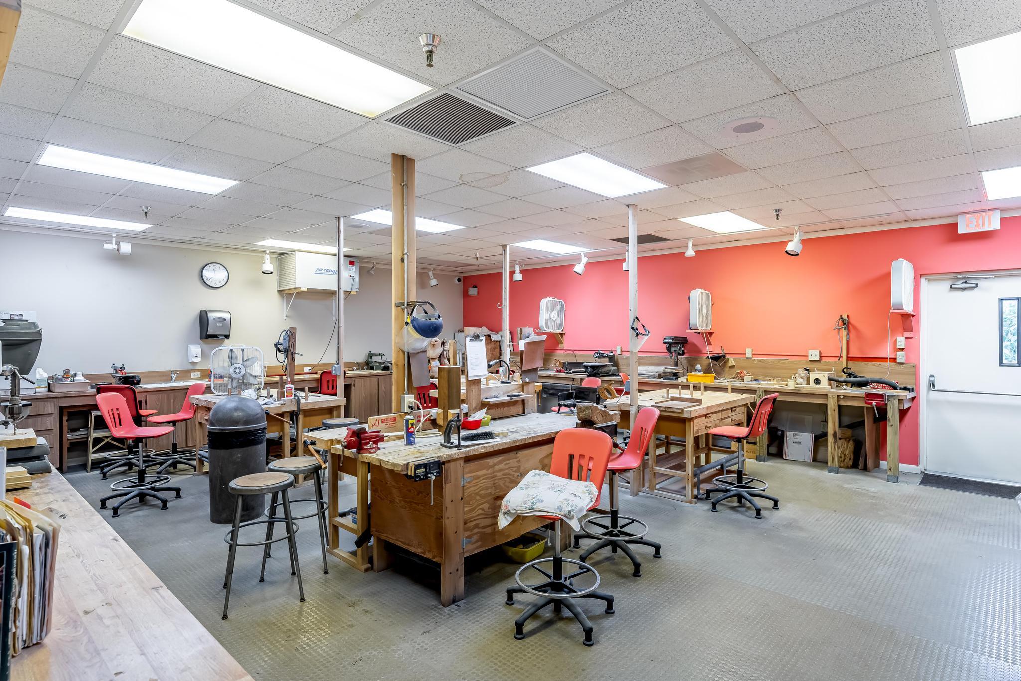 HUNTINGTON LAKES - Residential