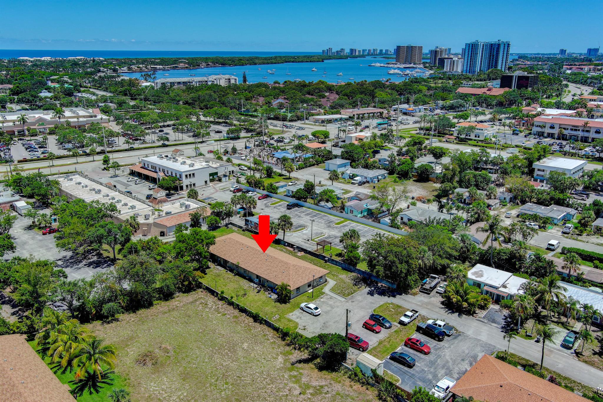 2/2 condo available for immediate move in. Enjoy spacious living in this condo that offers vaulted ceilings and tile floors throughout. Freshly painted and nicely kept. Washer/dryer hook up but washer/dryer not included. Lots of out door space. No HOA so most vehicles are welcome. Ideally located on quiet deadend street in north Palm Beach county. located across from intercoastal and Juno Park which offersdog walking area, picnic area, boat ramp and basketball hoops. Within walking distance to shopping, restaurants and the pristine beaches of Juno Beach.