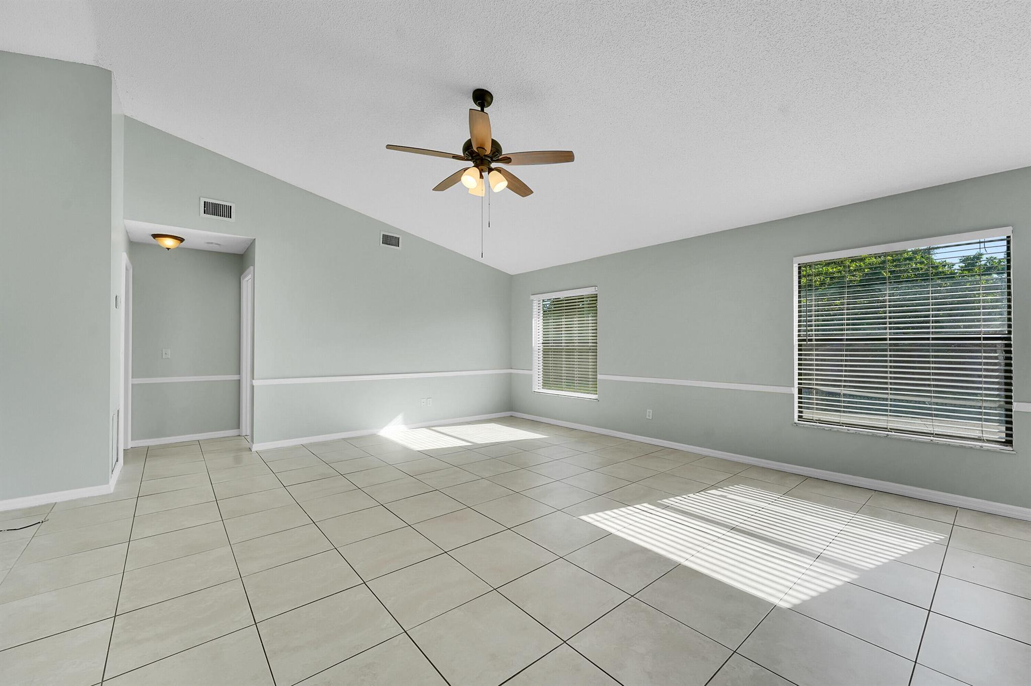 PORT ST LUCIE SECTION 5 - Residential