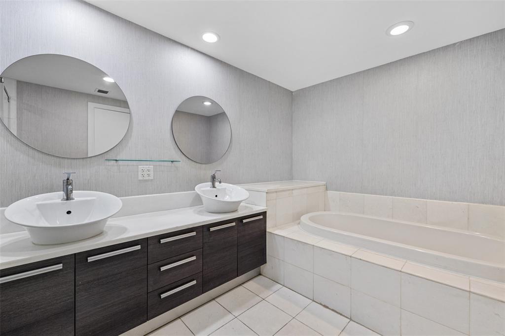 ARTECH - Residential Lease