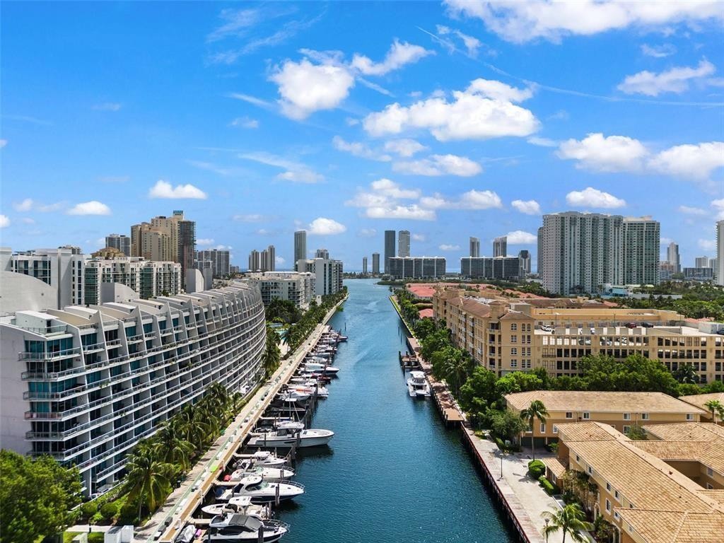 ARTECH - Residential Lease