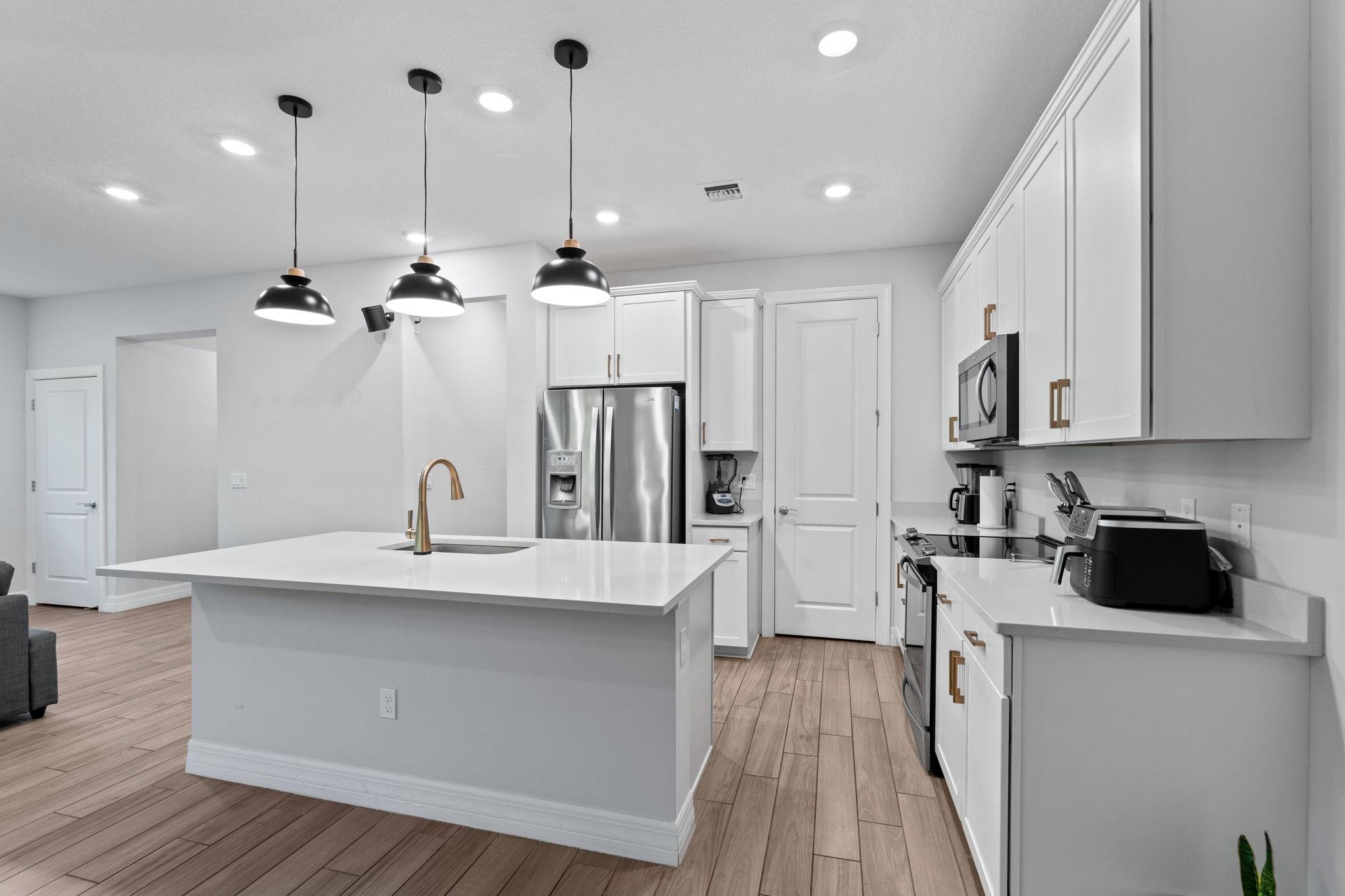 PARKVIEW AT HILLCREST - Residential