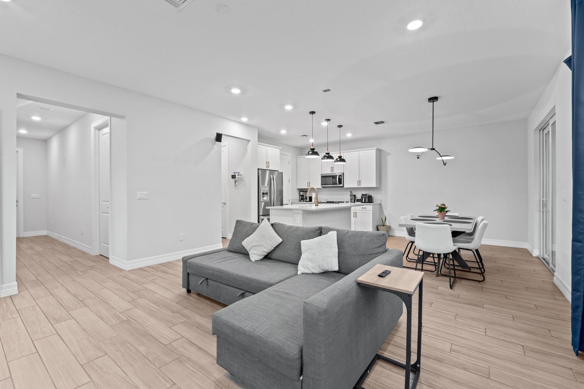 PARKVIEW AT HILLCREST - Residential