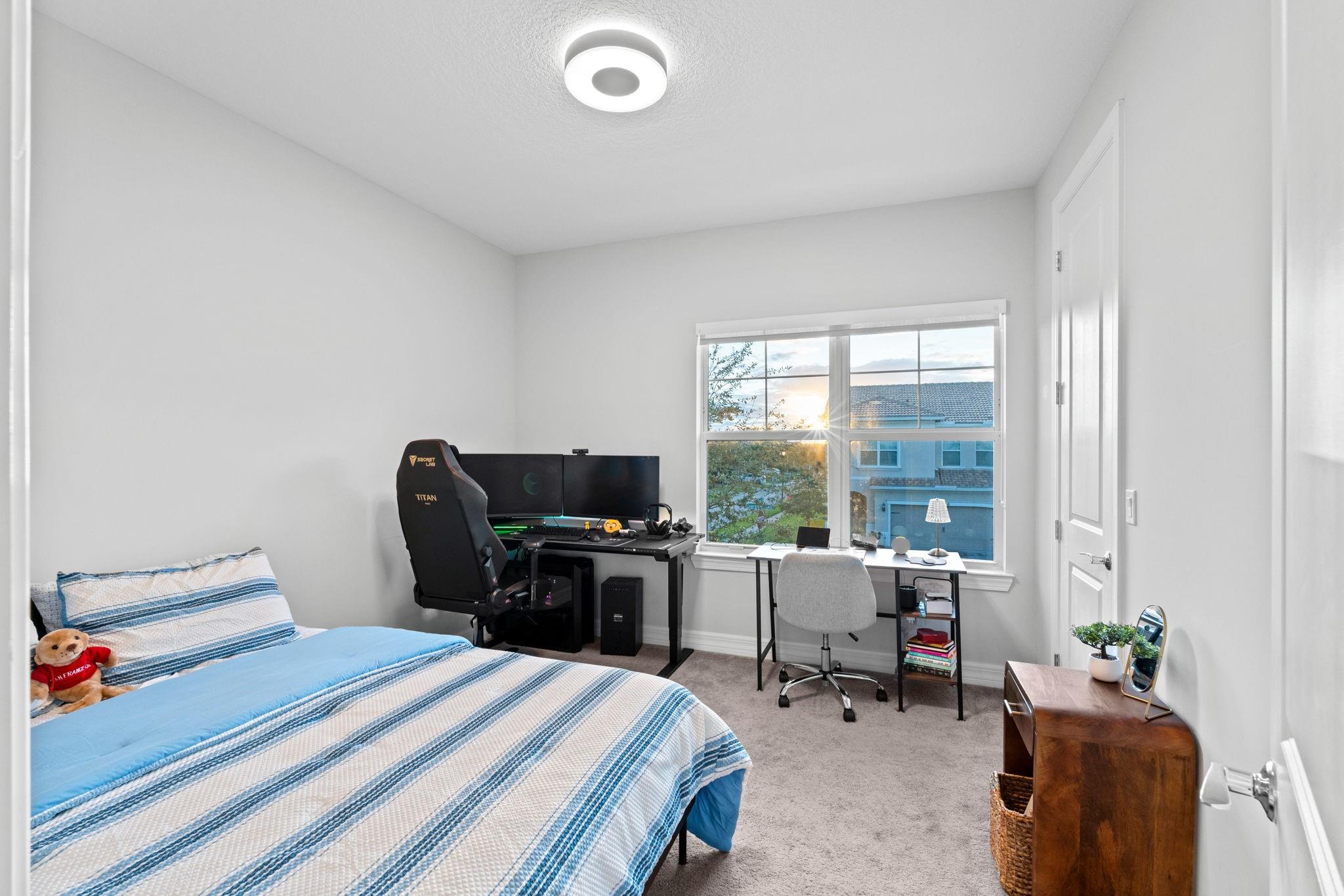 PARKVIEW AT HILLCREST - Residential