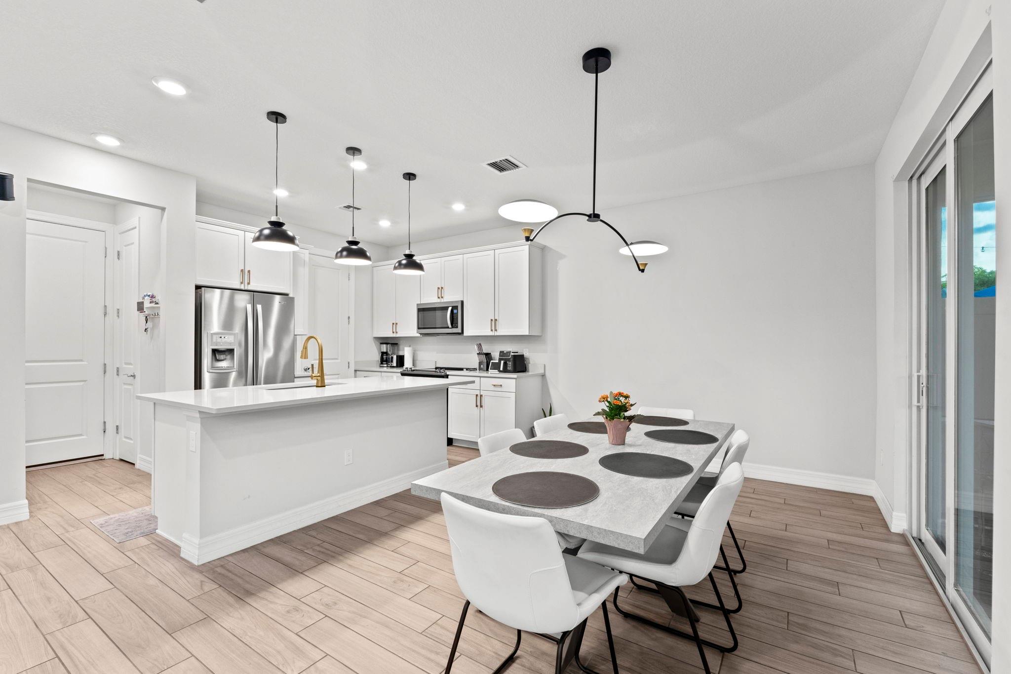 PARKVIEW AT HILLCREST - Residential