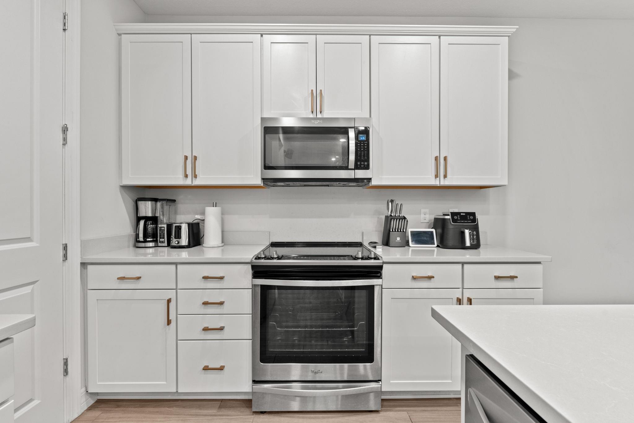 PARKVIEW AT HILLCREST - Residential