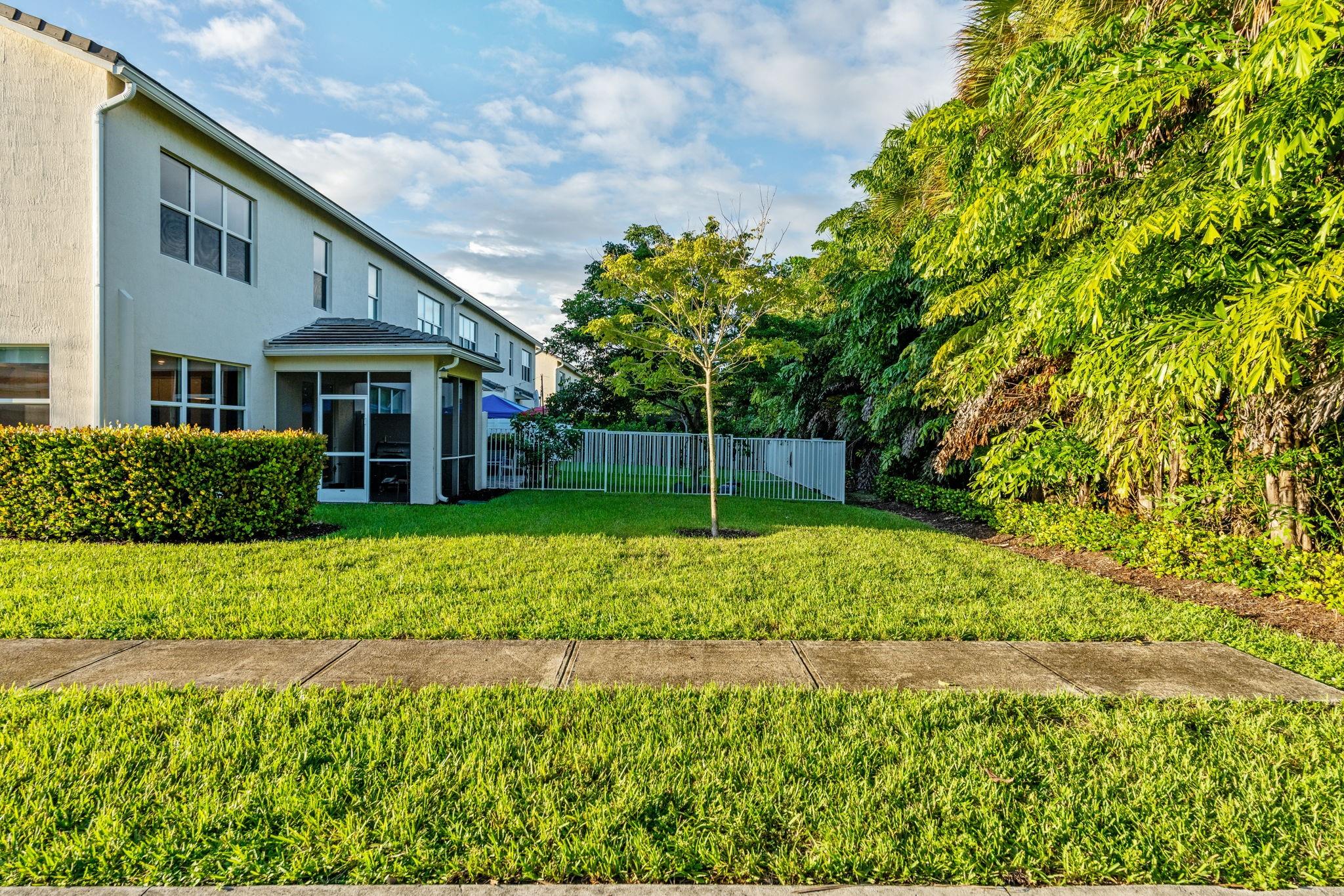 PARKVIEW AT HILLCREST - Residential