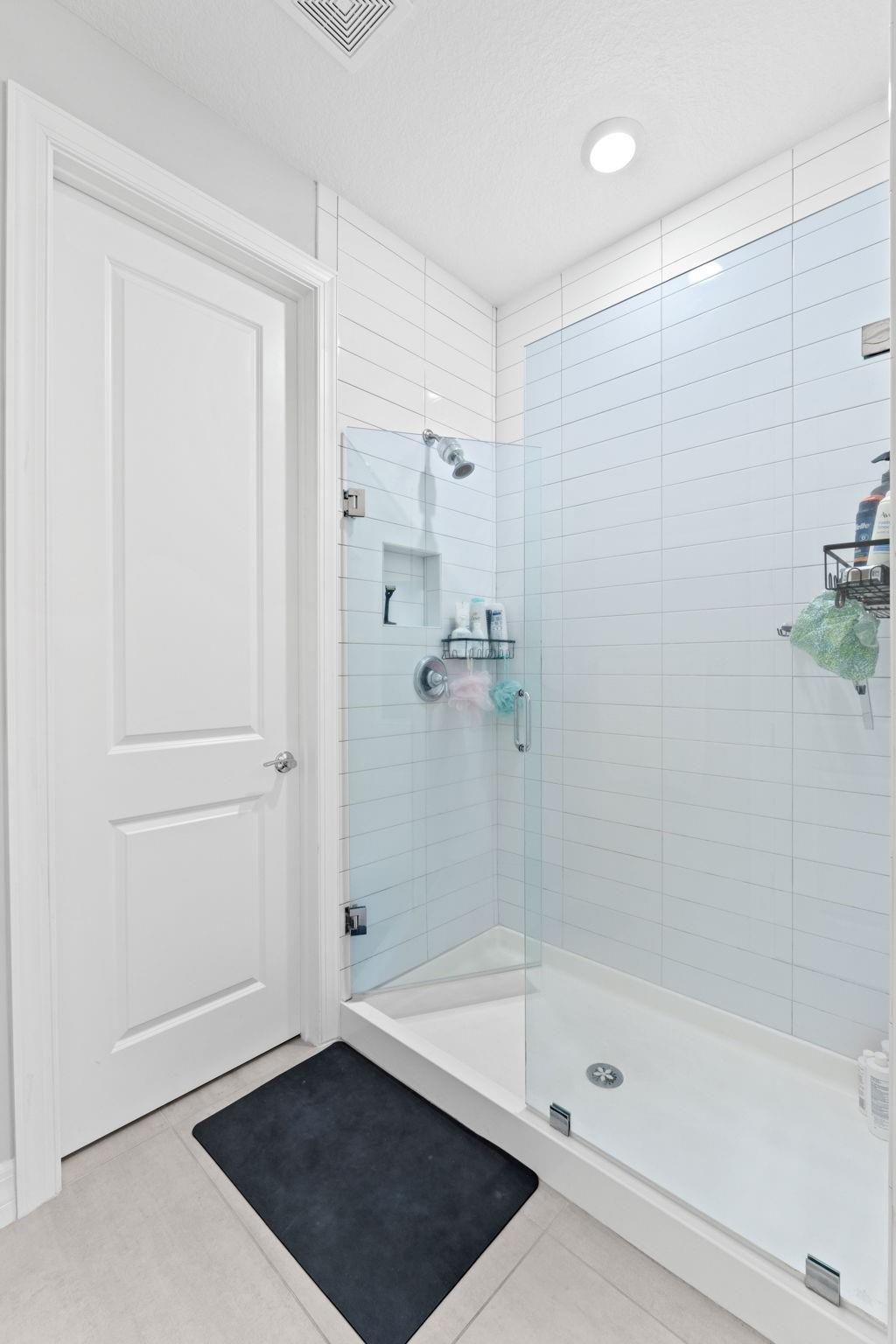 PARKVIEW AT HILLCREST - Residential