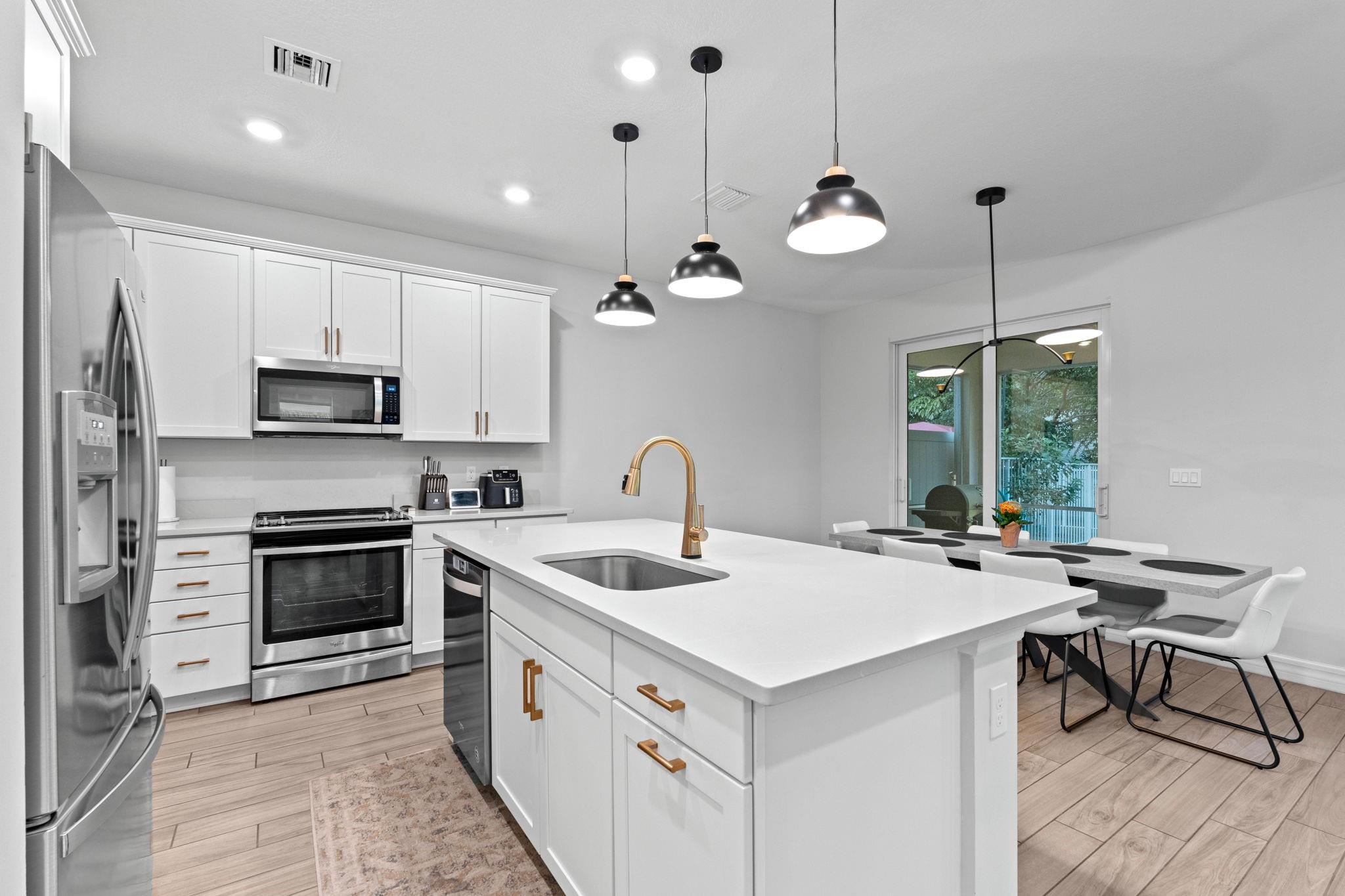 PARKVIEW AT HILLCREST - Residential