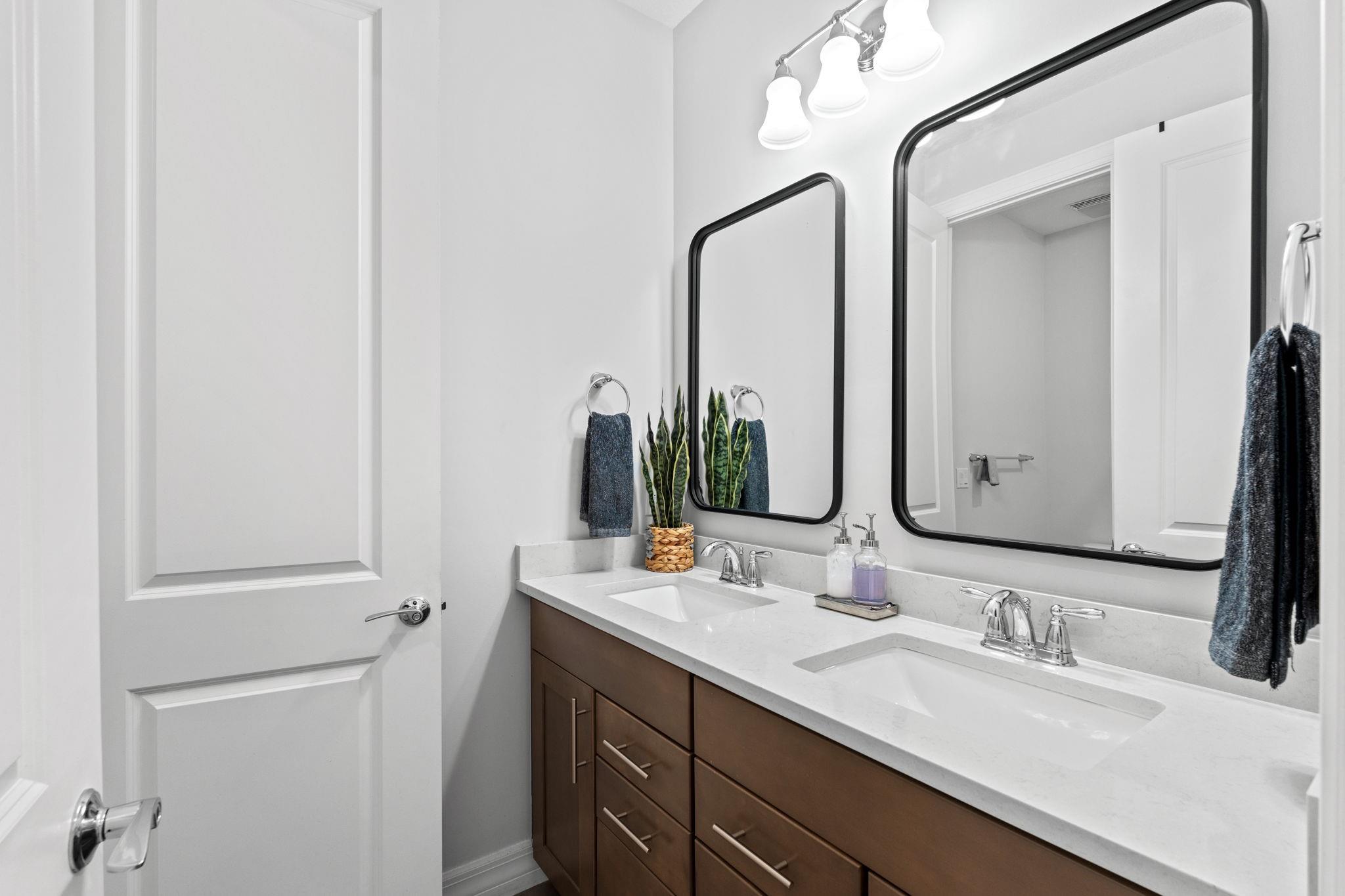 PARKVIEW AT HILLCREST - Residential