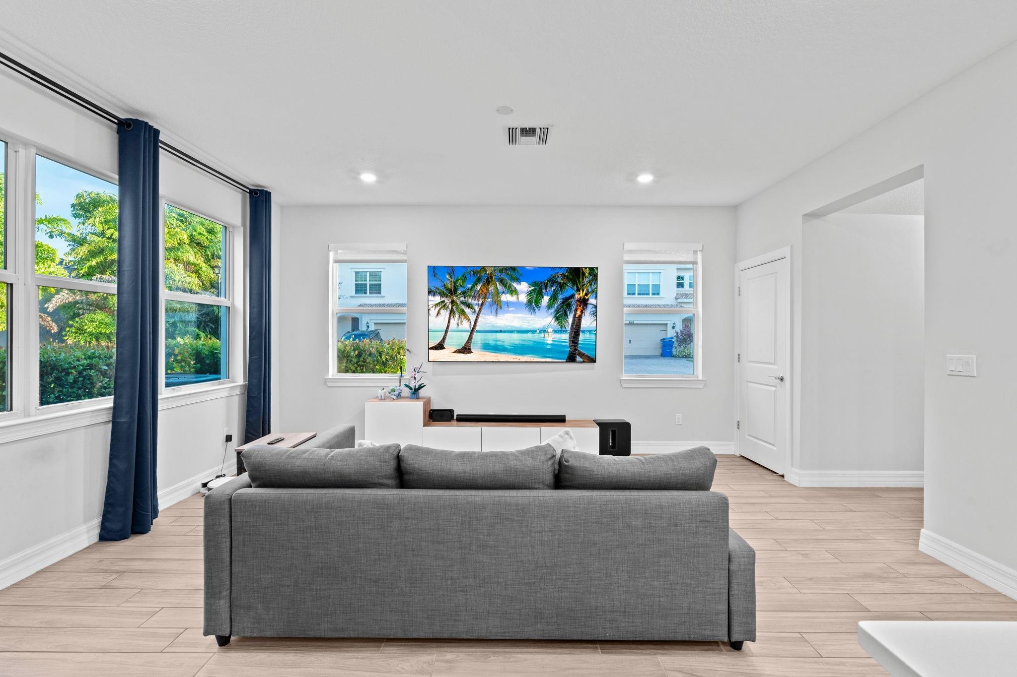 PARKVIEW AT HILLCREST - Residential