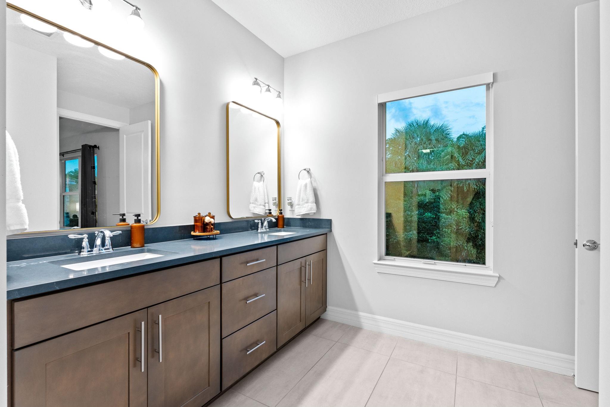 PARKVIEW AT HILLCREST - Residential