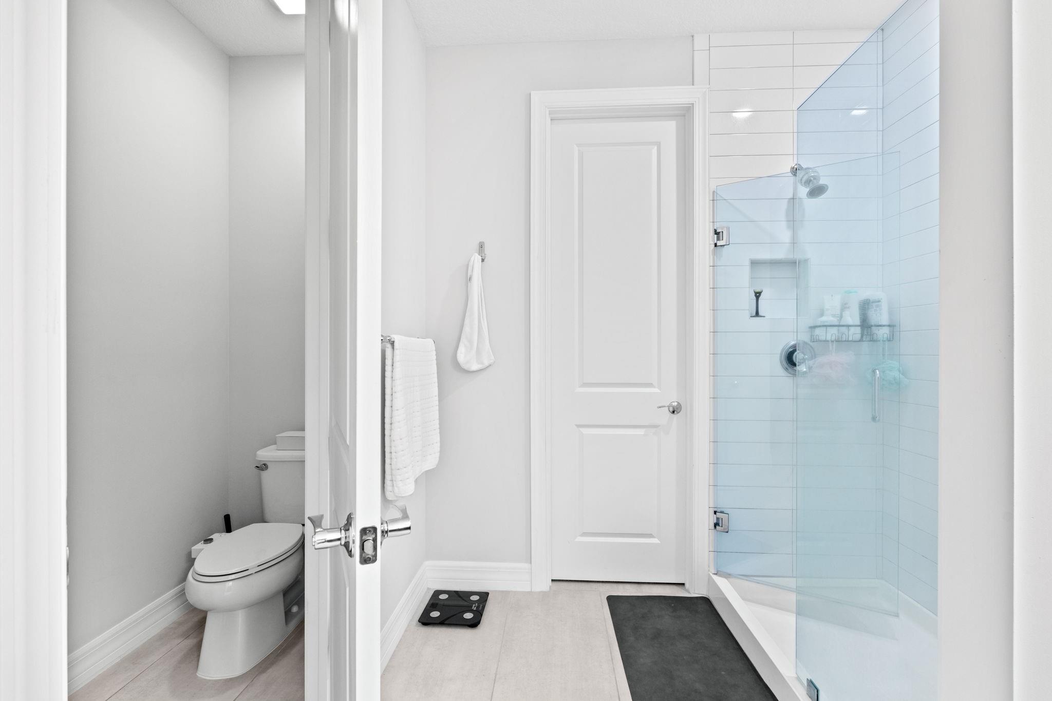 PARKVIEW AT HILLCREST - Residential