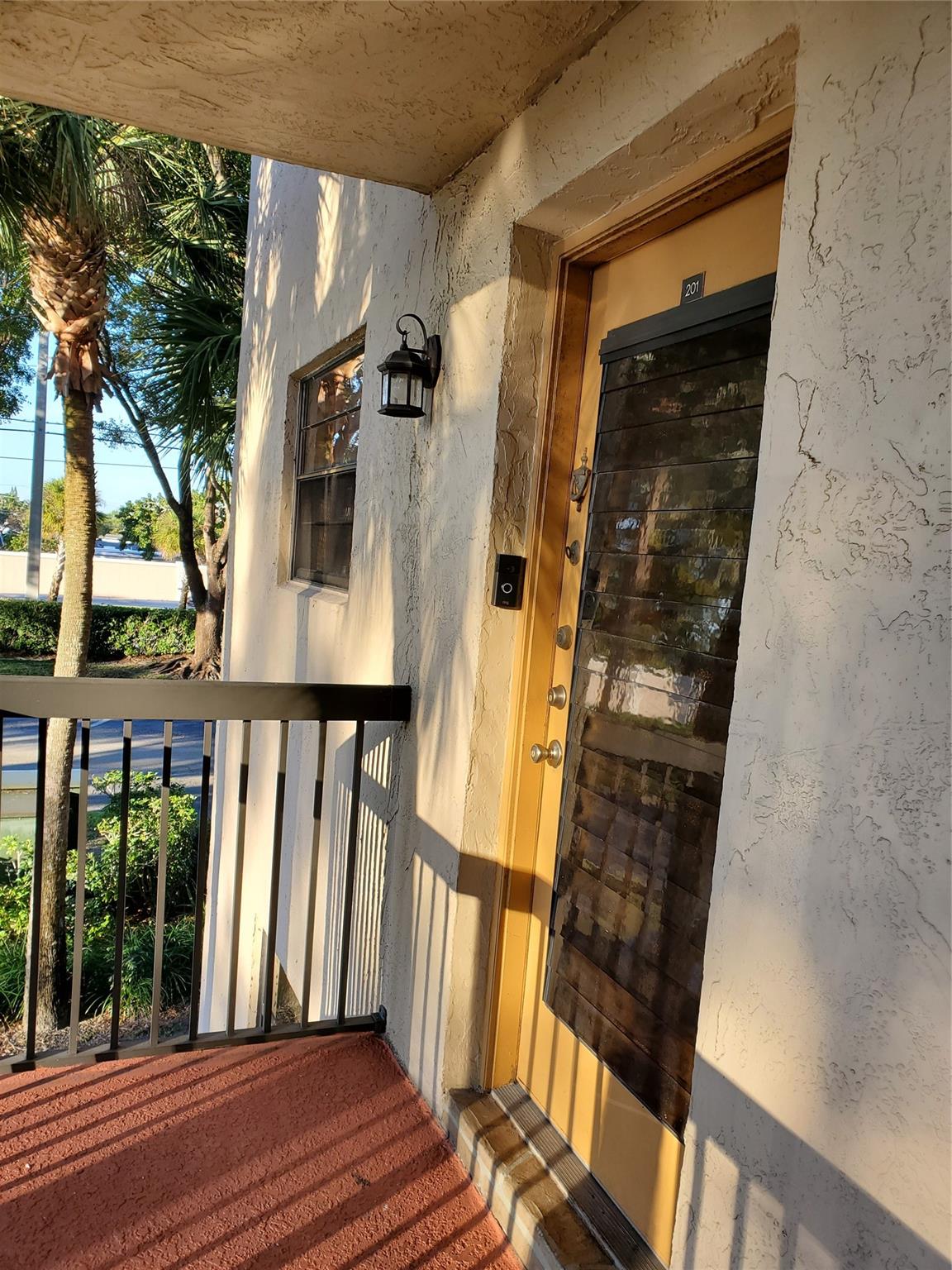 SABAL PALM - Residential