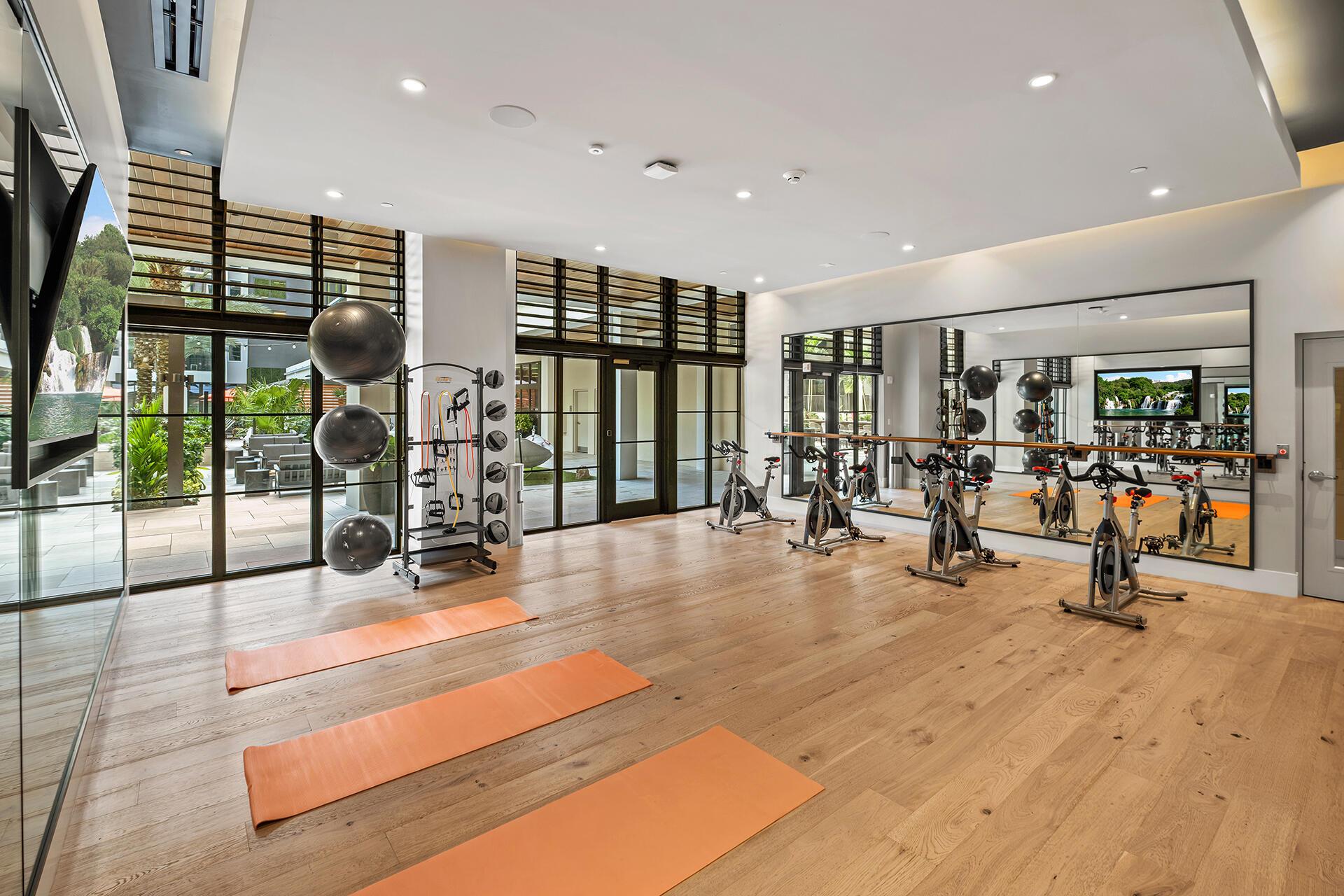Manor Miramar - Residential Lease
