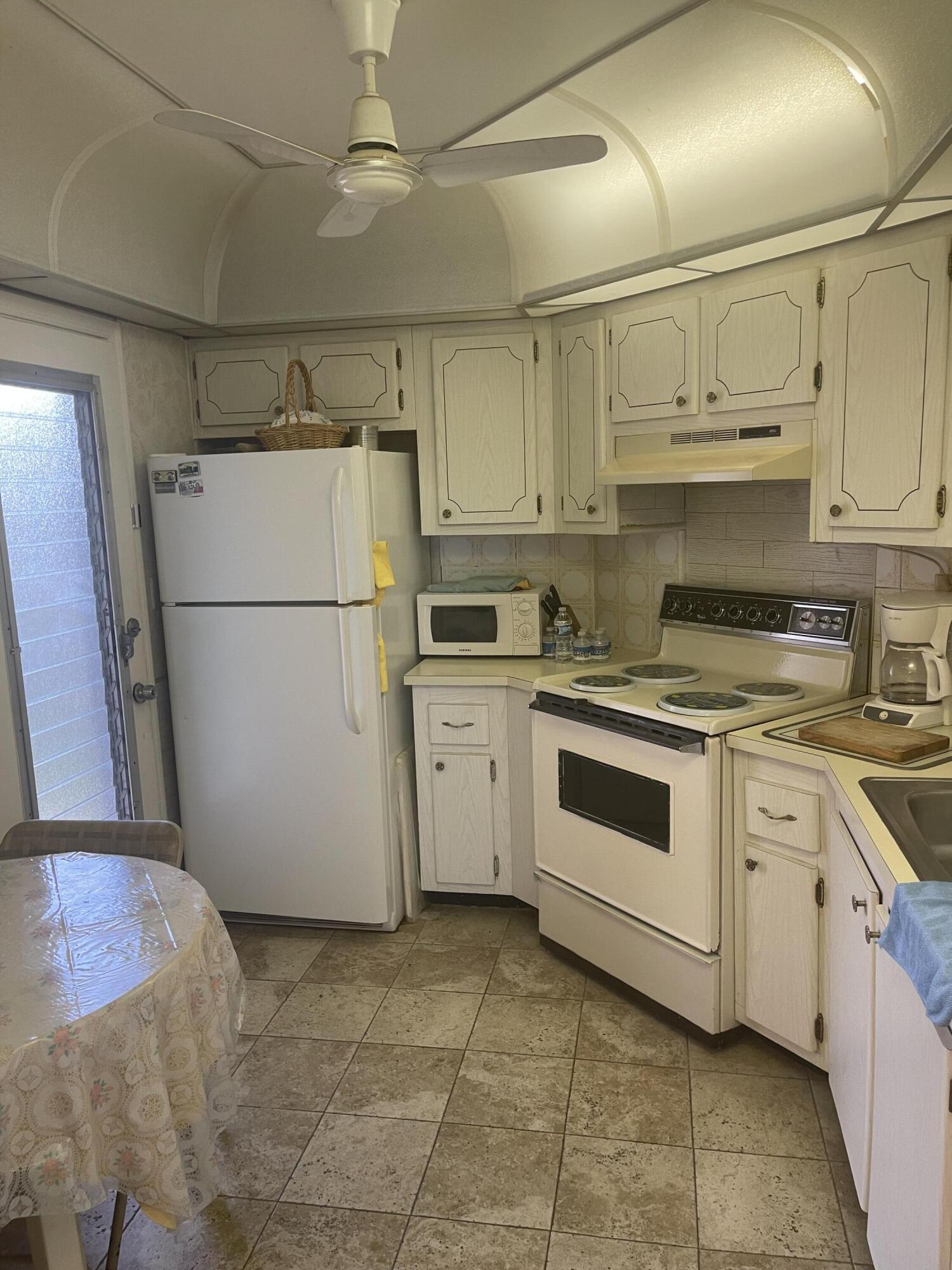 GREENWAY VILLAGE NORTH CONDO 2 - Residential Lease