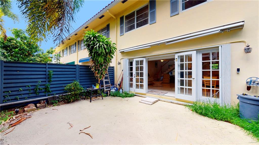 Island Club - Residential