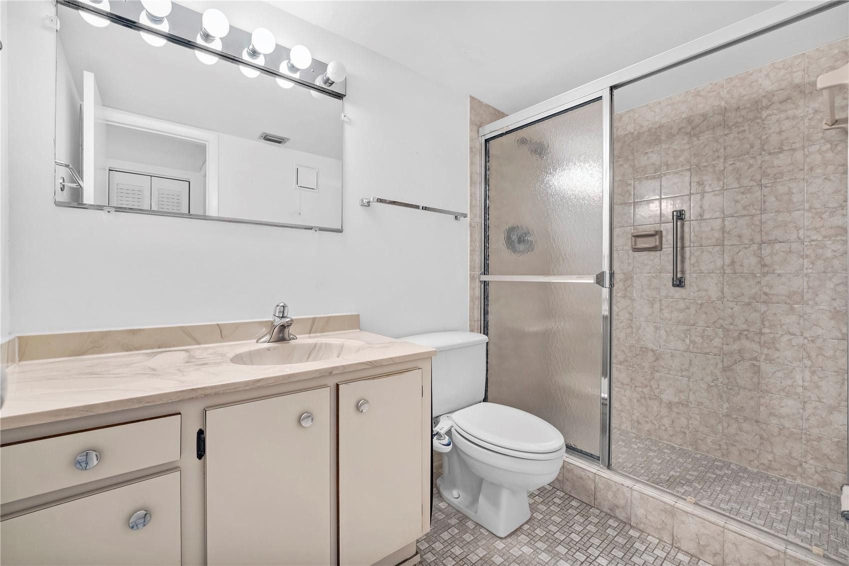 Colony Point - Residential