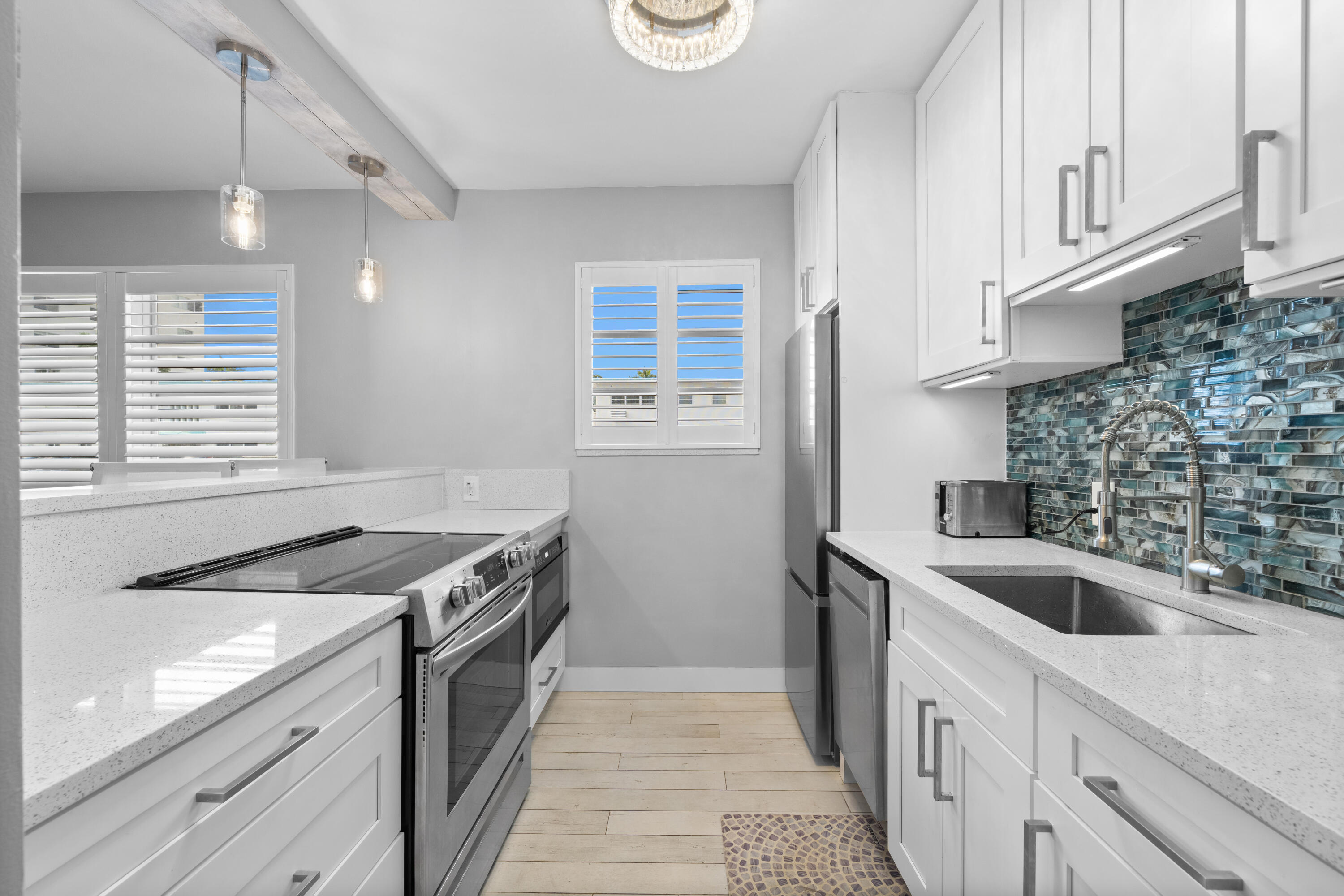 BEACH VISTA APTS CO-OP - Residential Lease