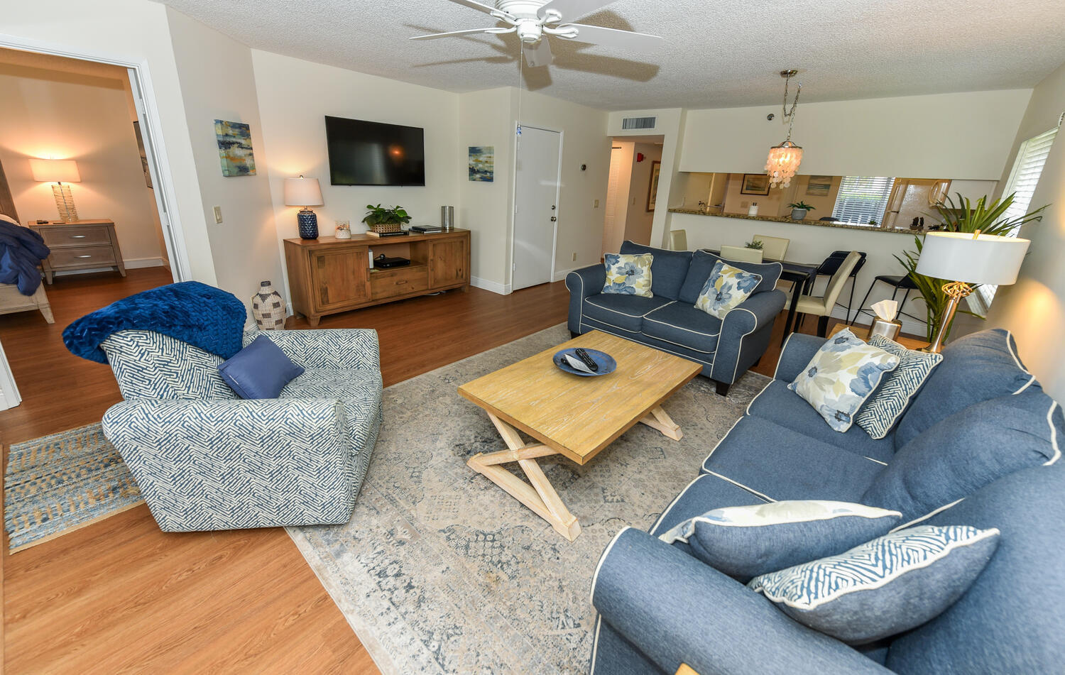 Jupiter Bay East - Residential