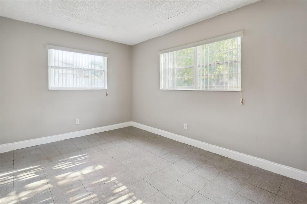 1281 NW 30th Avenue 1