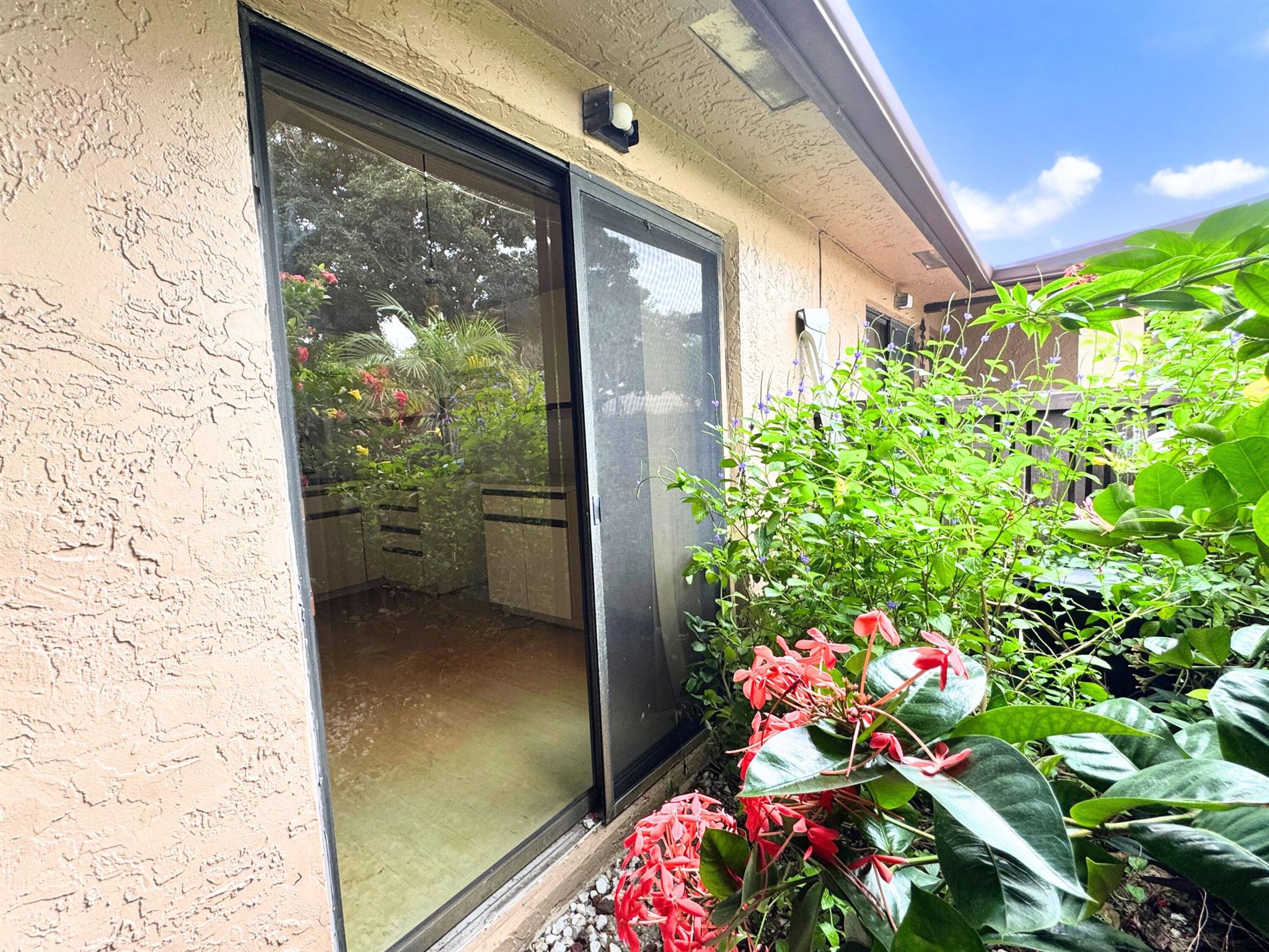 BOCA GLADES CONDO A THRU - Residential