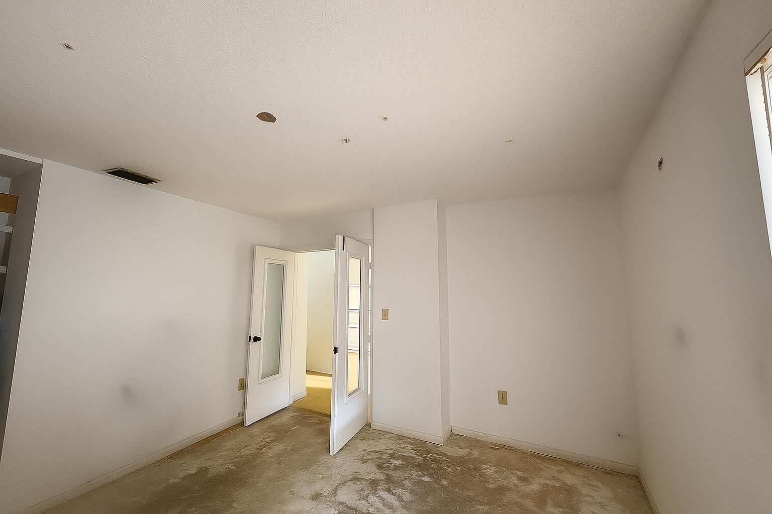 BOCA GLADES CONDO A THRU - Residential