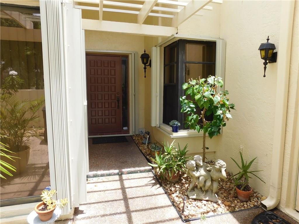 Villas on the Green - Residential