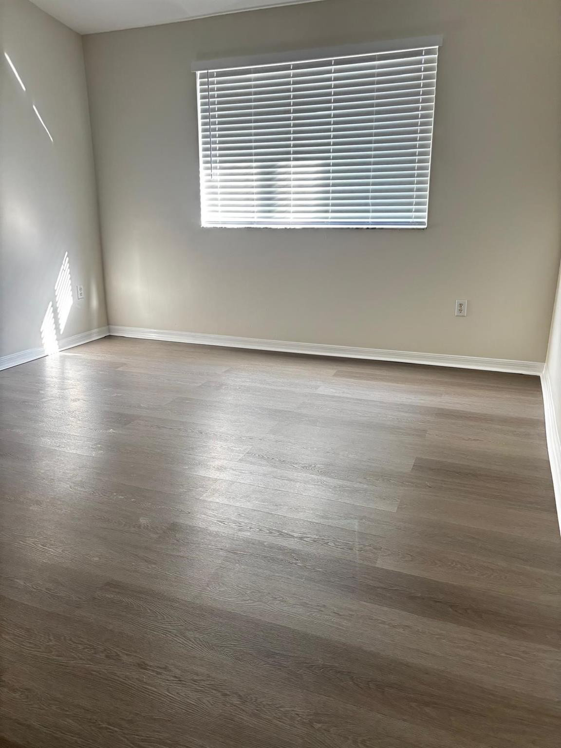 TOWNGATE - Residential