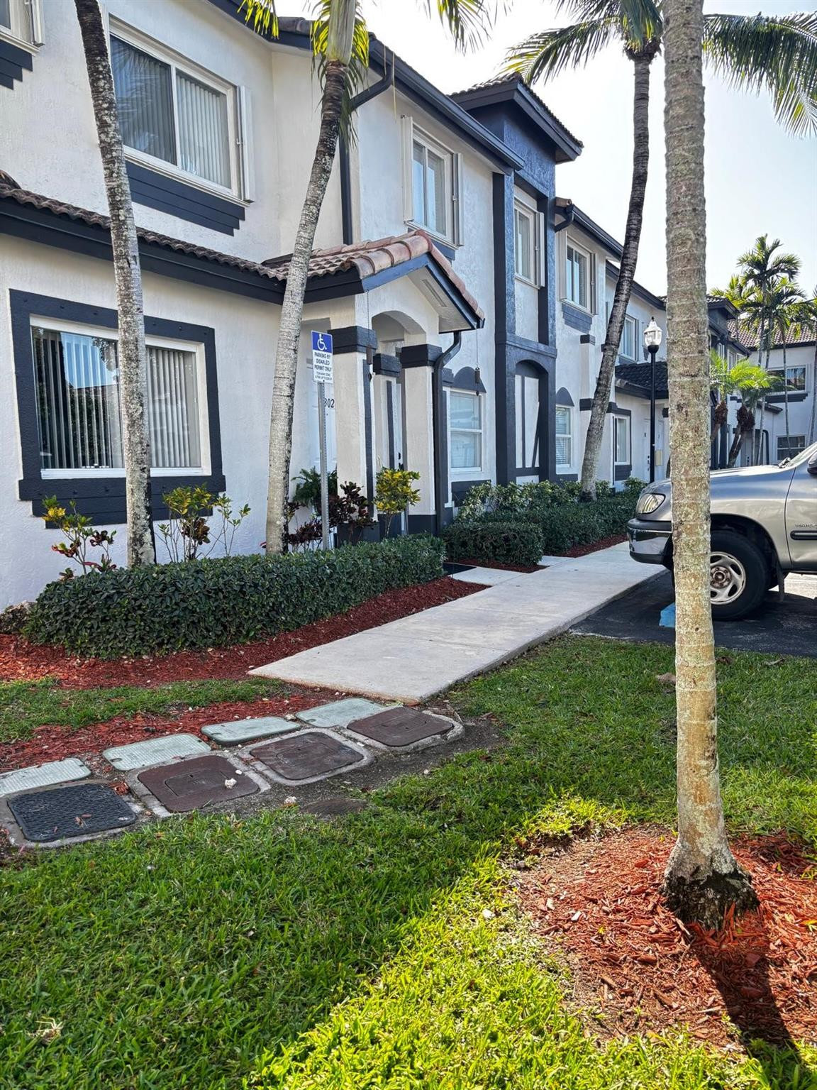 TOWNGATE - Residential