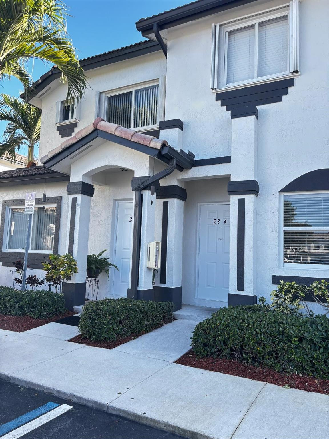 TOWNGATE - Residential