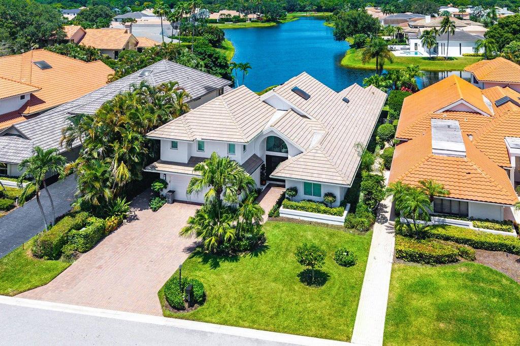Photo of 13660 Rivoli Drive, Palm Beach Gardens, FL 33410 (MLS # B26088337)